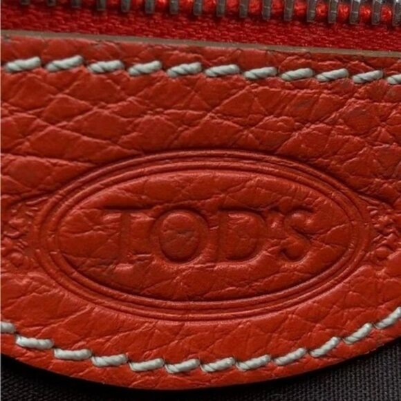 Tod's burnt orange pebbled leather shoulder bag - Picture 15 of 15